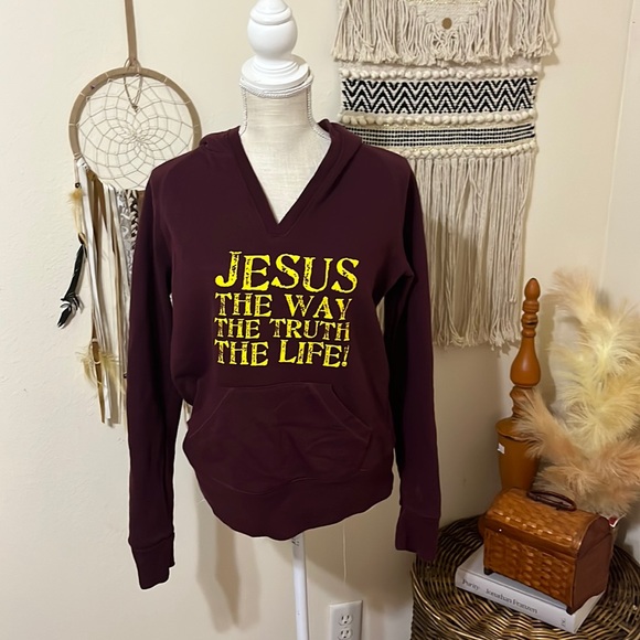 Burgundy Jesus The Way, The Truth, The Life Hoodie/ Size Small/ Like NEW - Picture 2 of 5